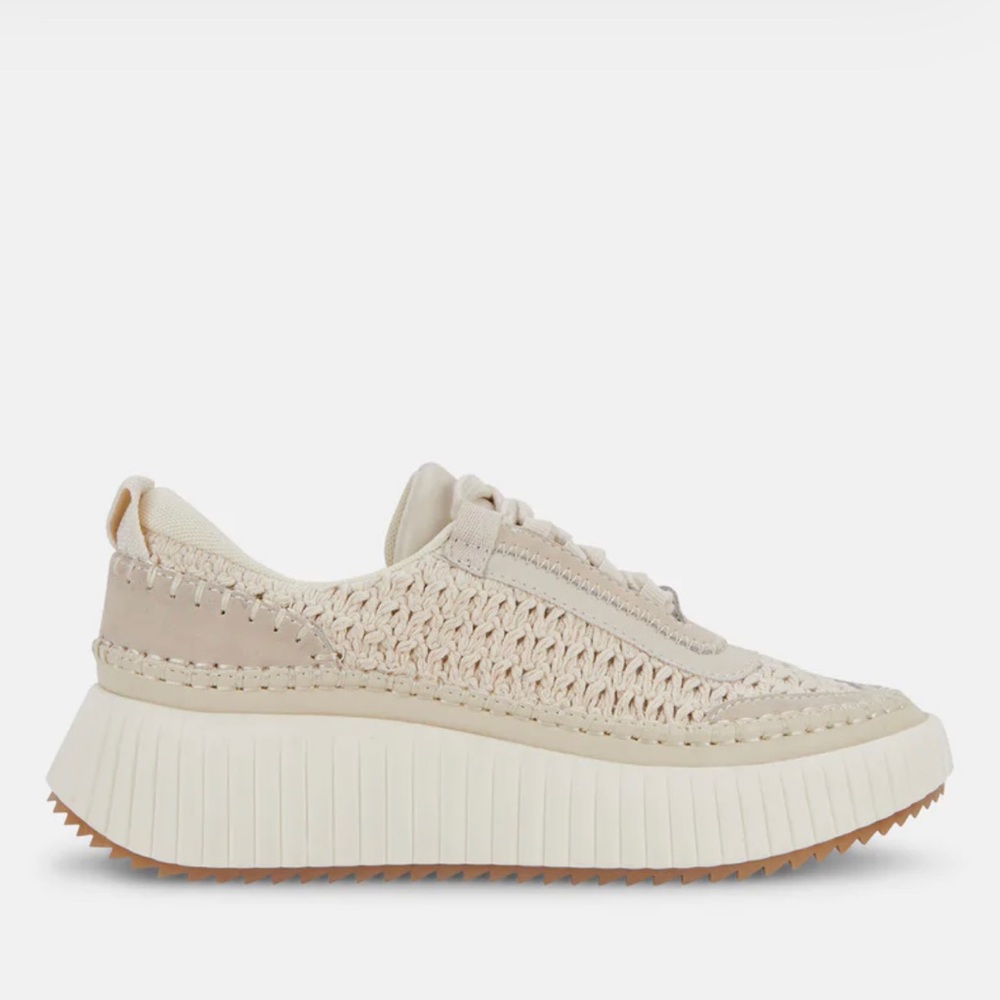 Dolce Vita Dolen Sneakers size 8.5 Sandstone Knit EUC